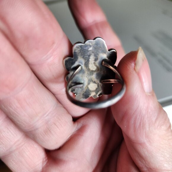 Vintage Navajo Sterling Silver Ring With Turquoise Stone & Ornate Design Size 6 - Picture 2 of 3